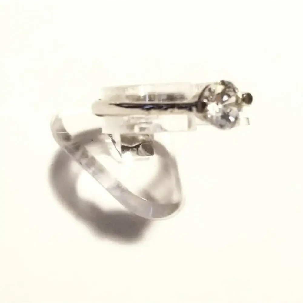 New stainless steel women's CZ‎ ring 7.5